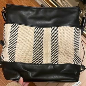 Beis woven tote